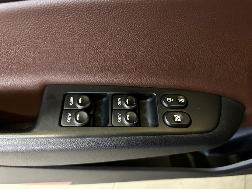 Foto do veículo HYUNDAI HB20  PREMIUM 1.6 FLEX 16V AUT. 2019 42.586 KM 76.900,00