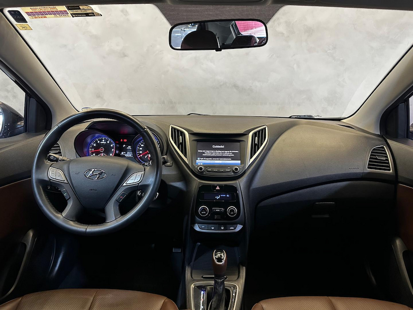 Foto do veículo HYUNDAI HB20  PREMIUM 1.6 FLEX 16V AUT. 2019 42.586 KM 76.900,00
