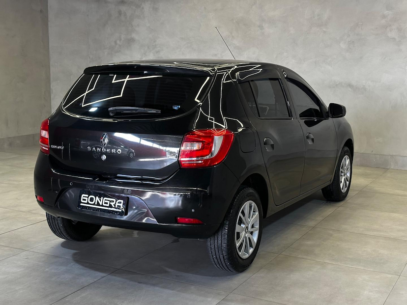 Foto do veículo RENAULT SANDERO  1.6 EXPRESSION 16V FLEX 4P MANUAL 2015 125.000 KM 42.900,00