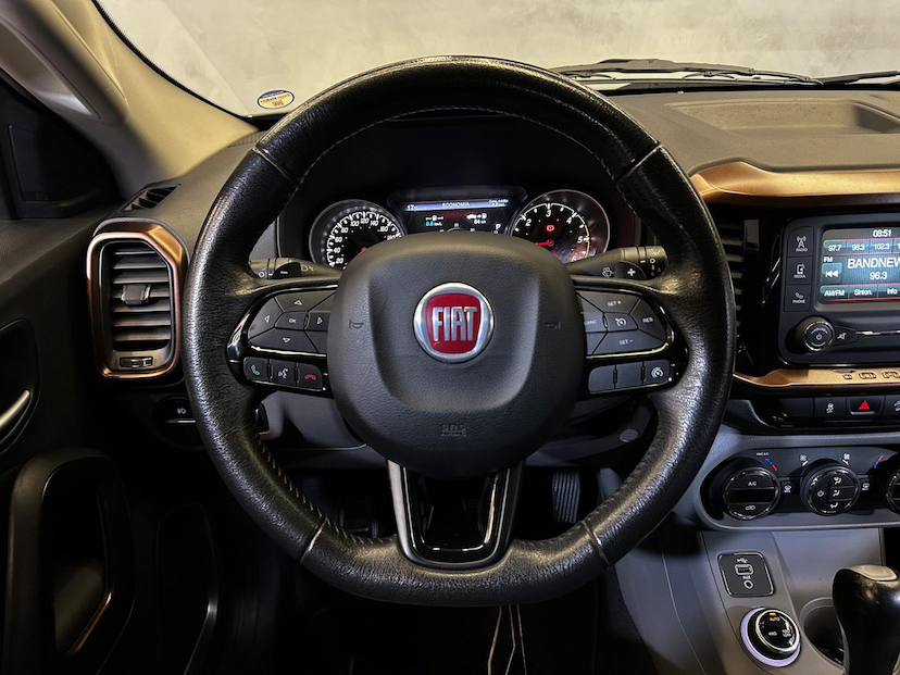 Foto do veículo FIAT TORO  VOLCANO 2.0 16V 4X4 TB 2019 78.100 KM 109.900,00