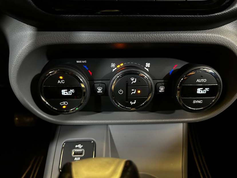Foto do veículo FIAT TORO  VOLCANO 2.0 16V 4X4 TB 2019 78.100 KM 109.900,00