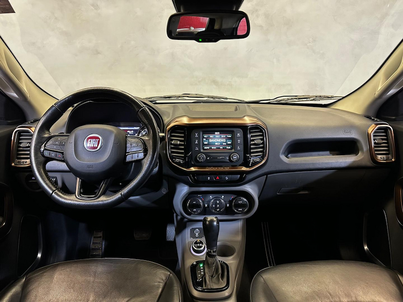 Foto do veículo FIAT TORO  VOLCANO 2.0 16V 4X4 TB 2019 78.100 KM 109.900,00