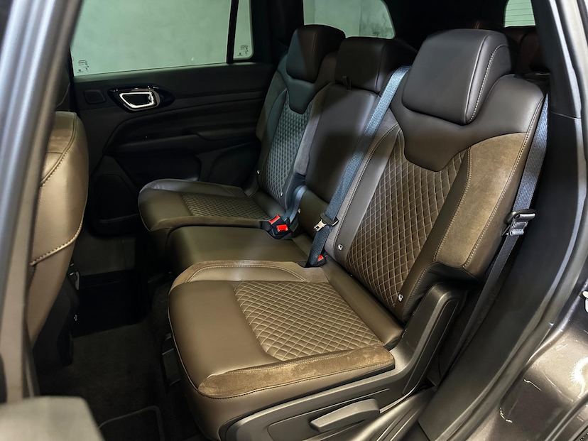 Foto do veículo JEEP COMMANDER  OVERLAND T270 1.3 TB FLEX AUT 2024 23.912 KM 209.900,00