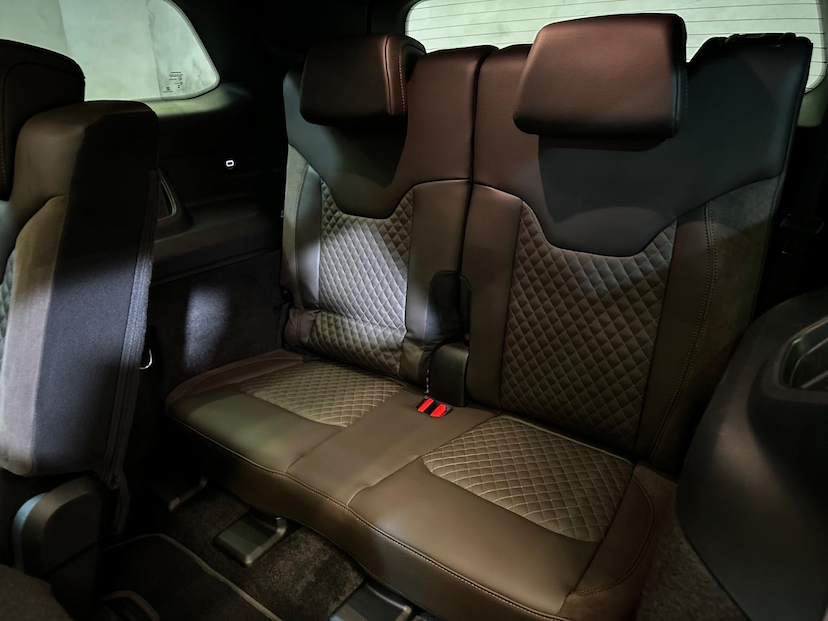 Foto do veículo JEEP COMMANDER  OVERLAND T270 1.3 TB FLEX AUT 2024 23.912 KM 209.900,00