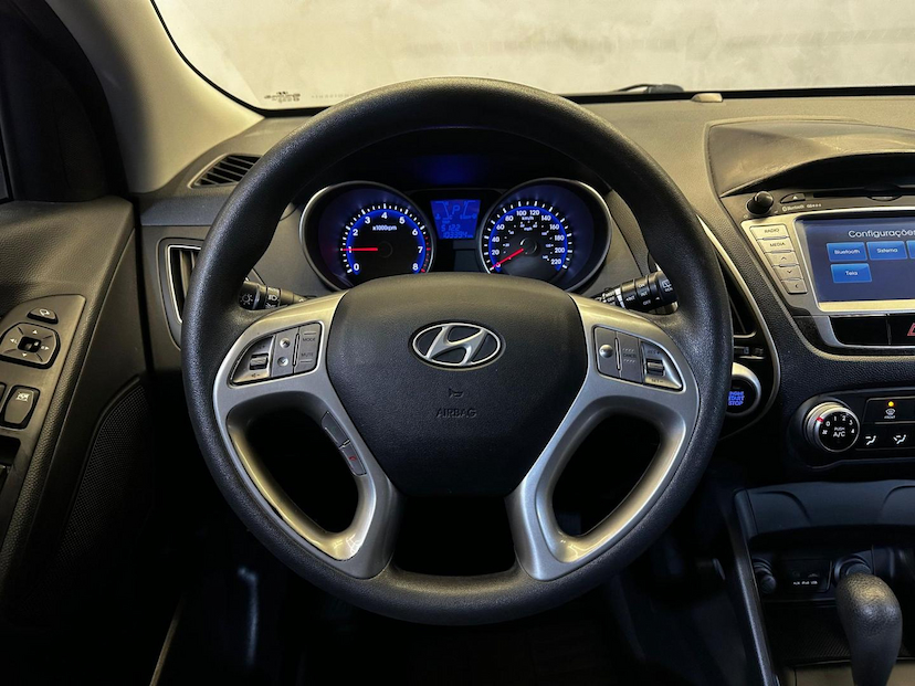 Foto do veículo HYUNDAI IX35  GLS 2.0 16V 2WD FLEX AUT.  2015 103.375 KM 73.900,00
