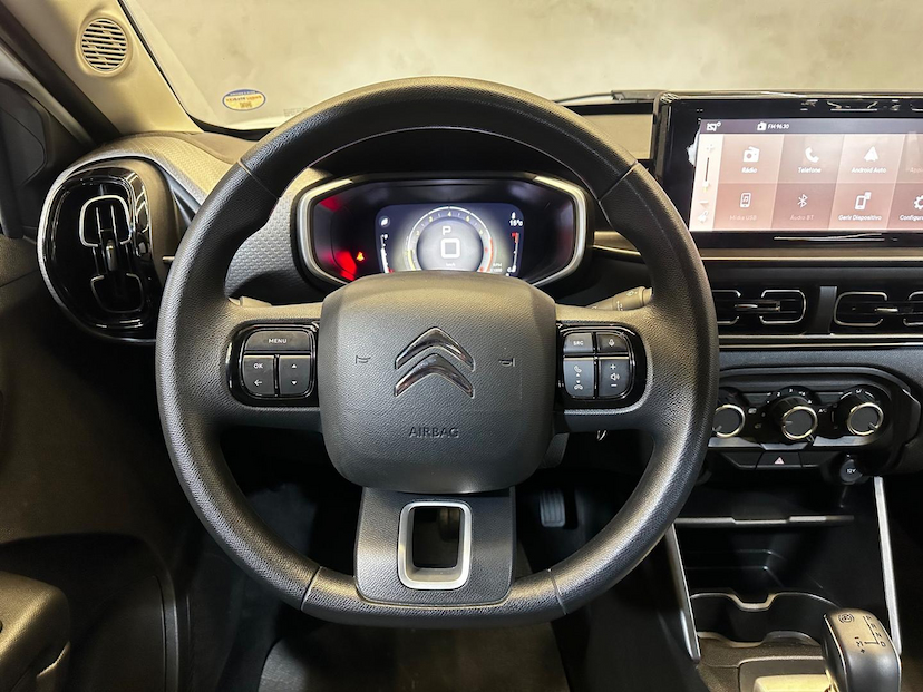 Foto do veículo CITROËN AIRCROSS C3  F.PACK 1.0 FLEX TB 200 AUT. 2025 5.900 KM 104.900,00