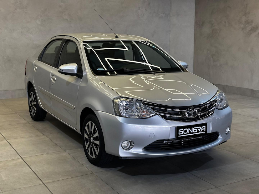 Foto do veículo TOYOTA ETIOS  PLATINUM SEDAN 1.5 FLEX MANUAL 2016 105.517 KM 52.900,00