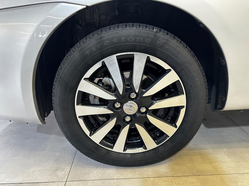 Foto do veículo TOYOTA ETIOS  PLATINUM SEDAN 1.5 FLEX MANUAL 2016 105.517 KM 52.900,00