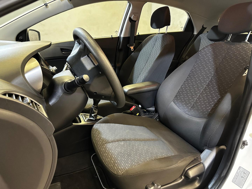 Foto do veículo HYUNDAI HB20  1.0M COMFOR 2018 45.450 KM 58.900,00