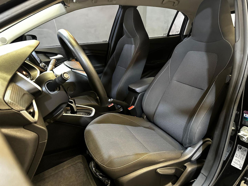 Foto do veículo CHEVROLET ONIX  1.0TAT LT1 2022 50.779 KM 76.900,00