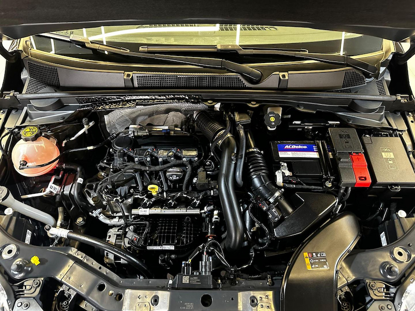Foto do veículo CHEVROLET ONIX  1.0TAT LT1 2022 50.779 KM 76.900,00