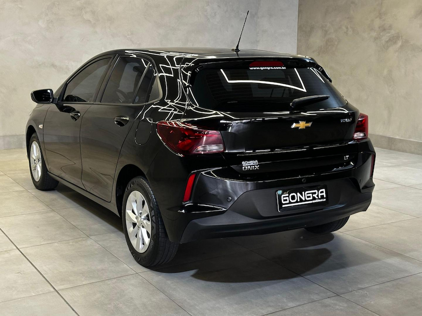 Foto do veículo CHEVROLET ONIX  1.0TAT LT1 2022 50.779 KM 76.900,00