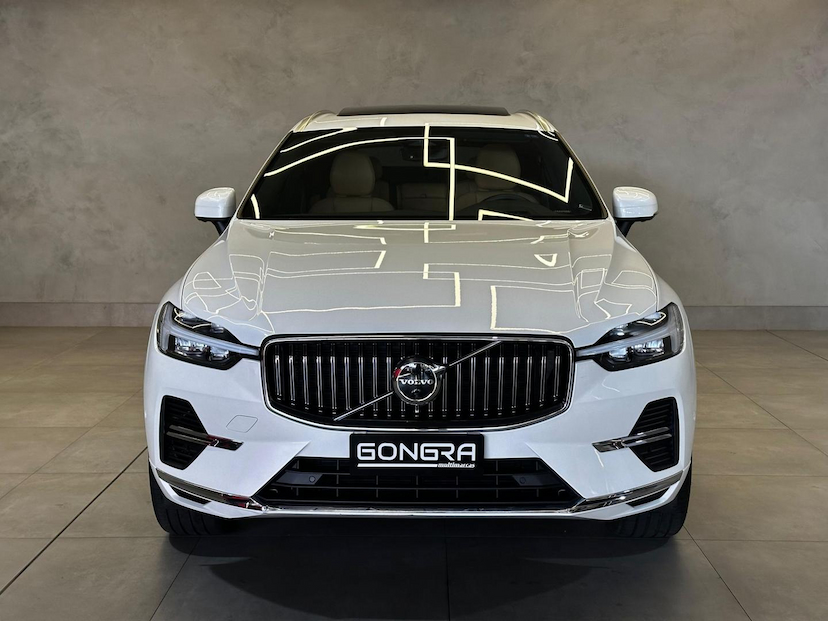 Foto do veículo VOLVO XC60  T8 ULTIMATE 2.0 AWD (HIBRIDO) 2023 17.446 KM 329.900,00