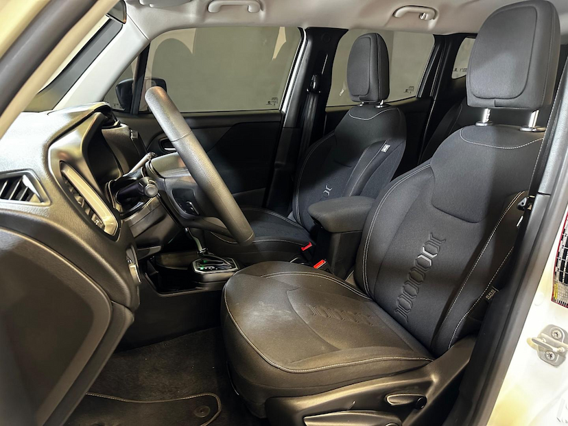 Foto do veículo JEEP RENEGADE  SPORT T270 1.3 TB 4X2 FLEX AUT. 2023 72.330 KM 96.900,00
