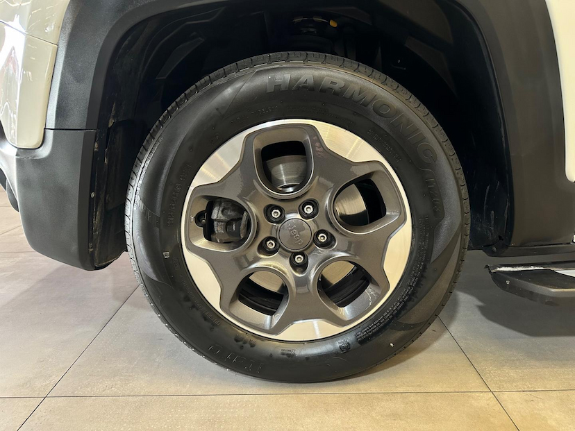 Foto do veículo JEEP RENEGADE  1.8 16V FLEX 4P 2020 60.825 KM 78.900,00