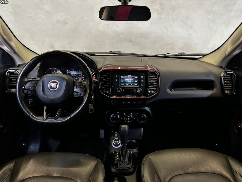Foto do veículo FIAT TORO  2.0 16V TURBO DIESEL FREEDOM 4WD AT9 2019 69.700 KM 109.900,00