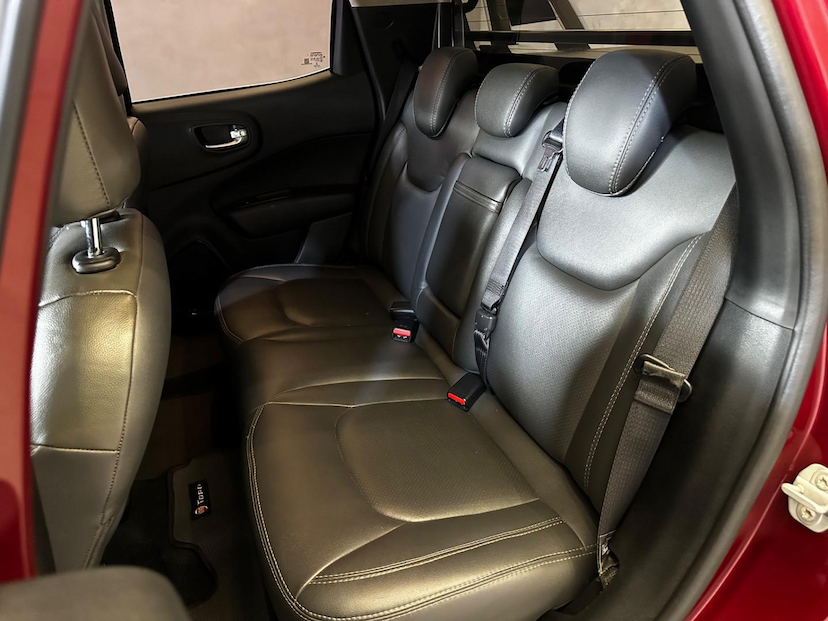 Foto do veículo FIAT TORO  2.0 16V TURBO DIESEL FREEDOM 4WD AT9 2019 69.700 KM 109.900,00