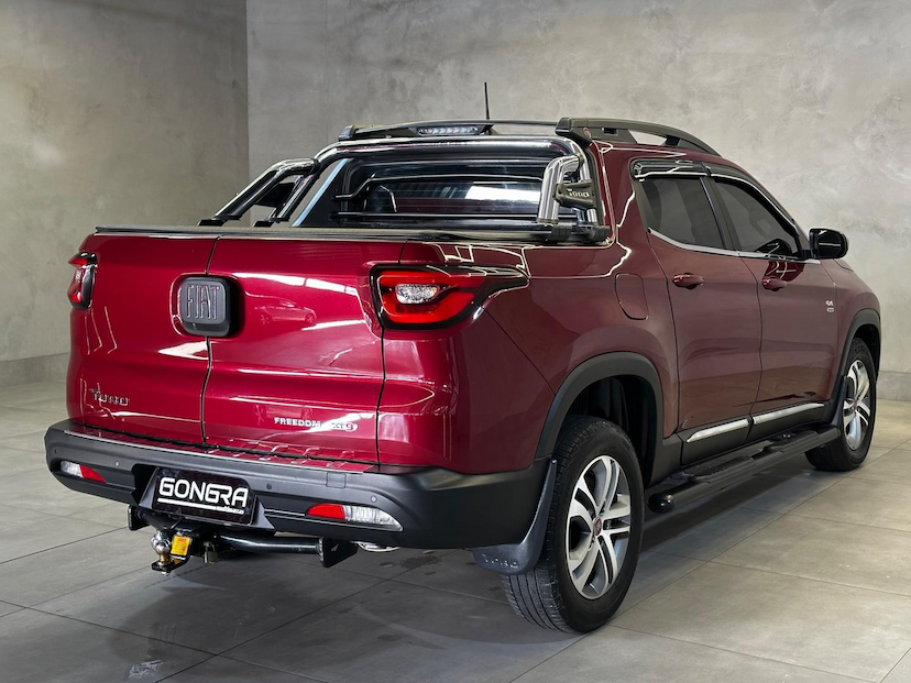 Foto do veículo FIAT TORO  2.0 16V TURBO DIESEL FREEDOM 4WD AT9 2019 69.700 KM 109.900,00