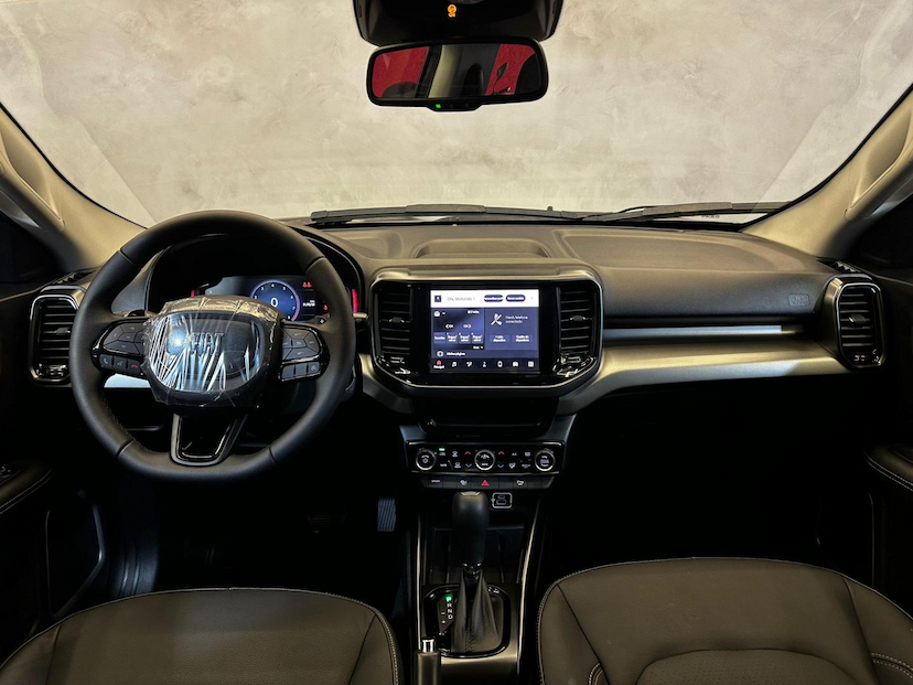 Foto do veículo FIAT TORO  1.3 TURBO 270 FLEX VOLCANO AT6 2025 124 KM 159.900,00