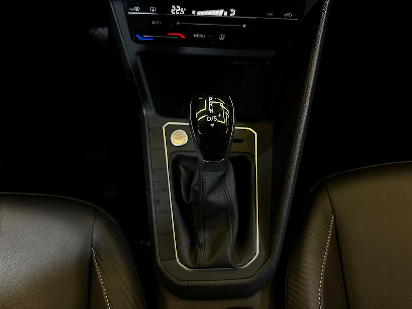 Foto do veículo VOLKSWAGEN NIVUS  1.0 200 TSI HIGHLINE 2025 6.435 KM 149.900,00