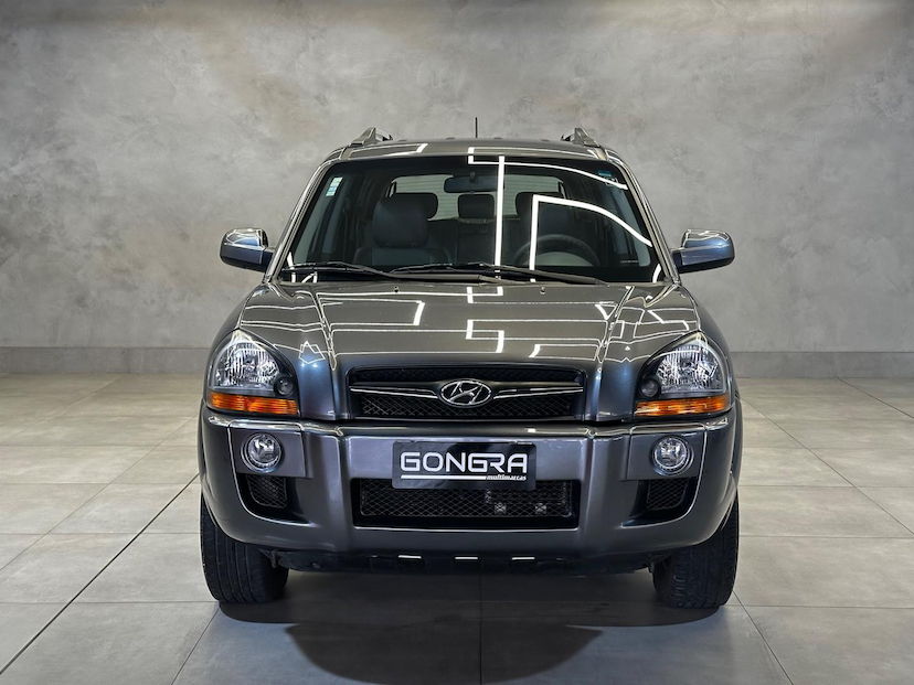 Foto do veículo HYUNDAI TUCSON  GLSB 2.0 2016 67.646 KM 66.900,00