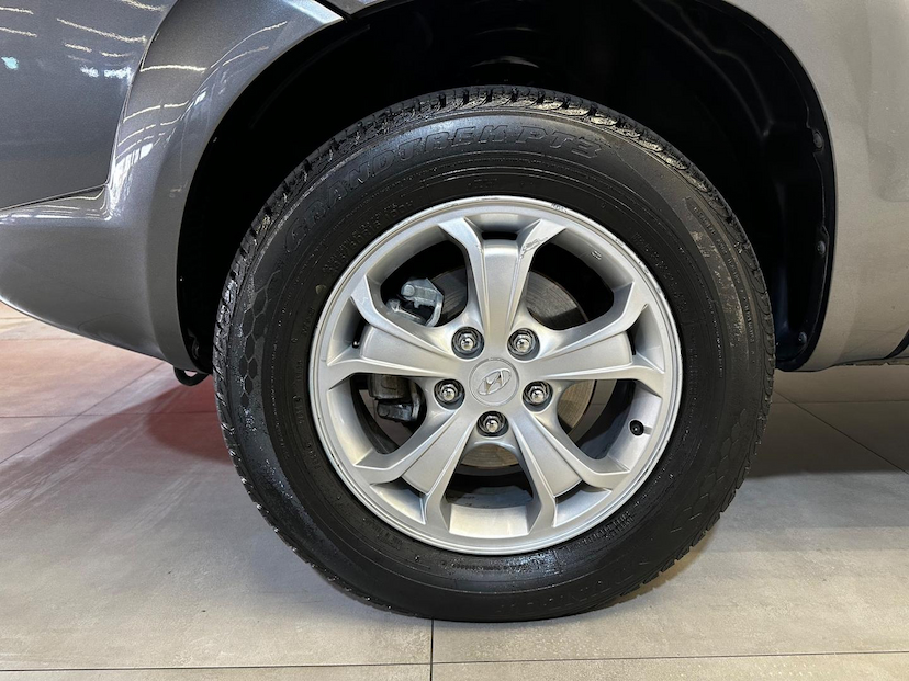 Foto do veículo HYUNDAI TUCSON  GLSB 2.0 2016 67.646 KM 66.900,00