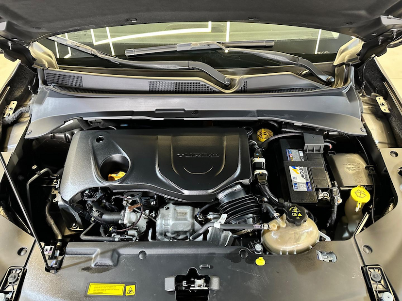 Foto do veículo JEEP COMPASS  LONG. T270 1.3 TB 4X2 FLEX AUT. 2022 44.816 KM 130.900,00