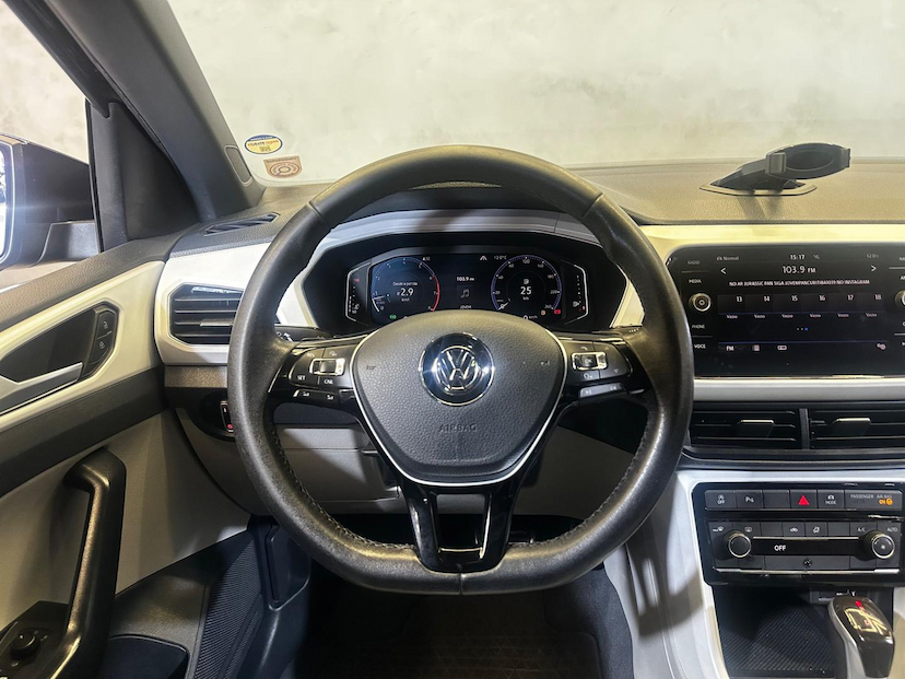 Foto do veículo VOLKSWAGEN T-CROSS T CROSS HL TSI AE 2020 89.451 KM 105.900,00