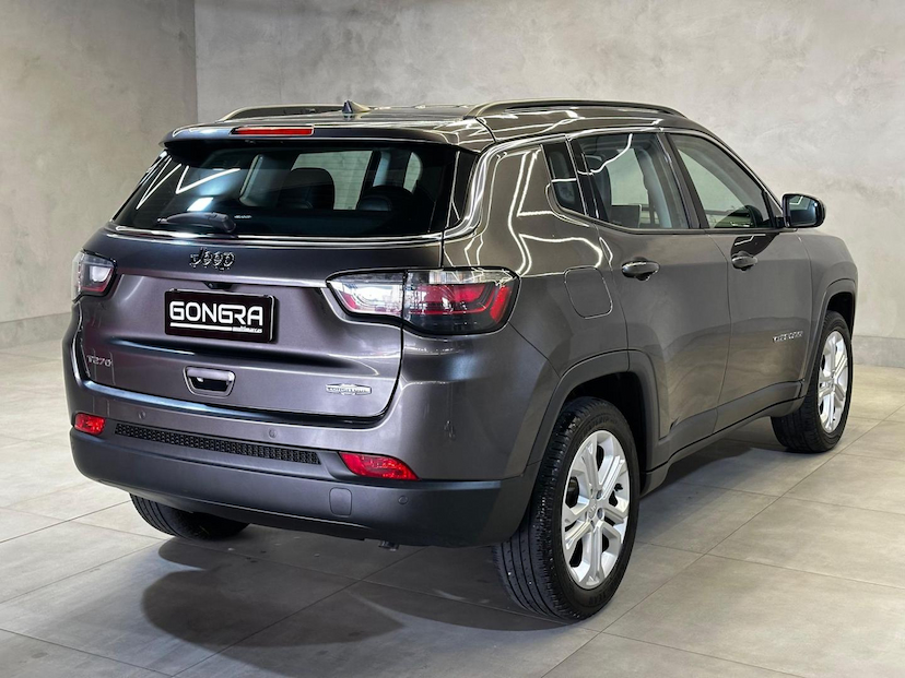 Foto do veículo JEEP COMPASS  LONG. T270 1.3 TB 4X2 FLEX AUT. 2022 51.872 KM 126.900,00