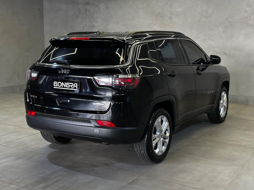 Foto do veículo JEEP COMPASS  LONG. T270 1.3 TB 4X2 FLEX AUT. 2022 46.570 KM 129.900,00