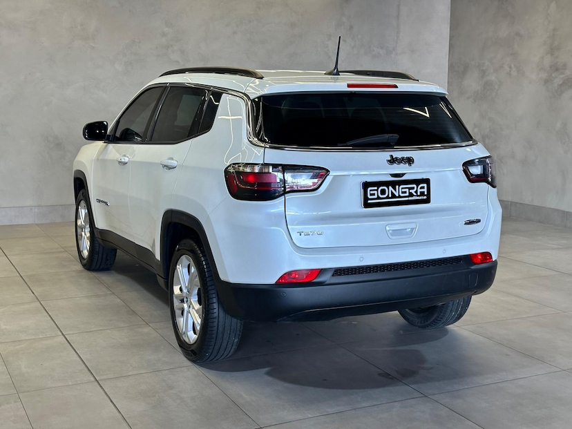 Foto do veículo JEEP COMPASS  LONG. T270 1.3 TB 4X2 FLEX AUT. 2022 19.746 KM 128.900,00