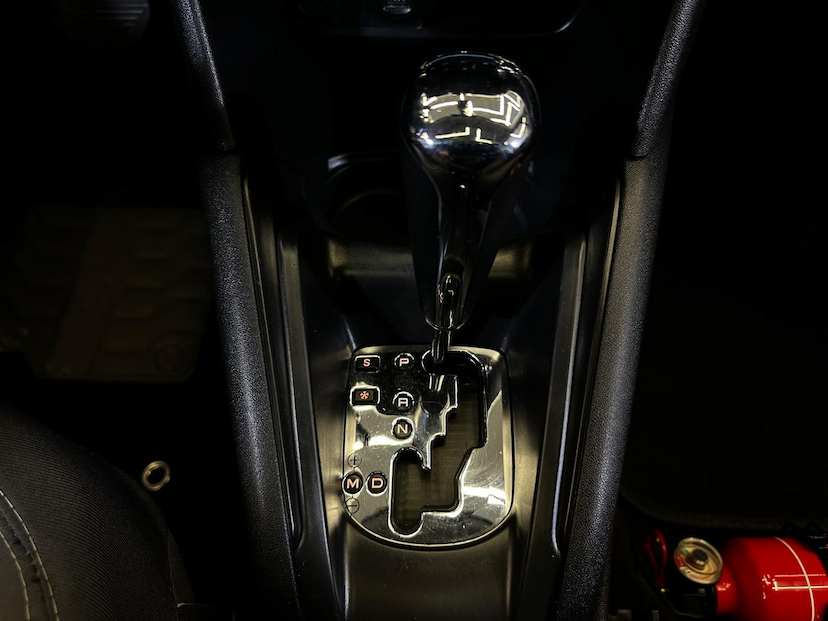 Foto do veículo PEUGEOT 208  GRIFFE 1.6 AUT 2016 64.150 KM 56.900,00
