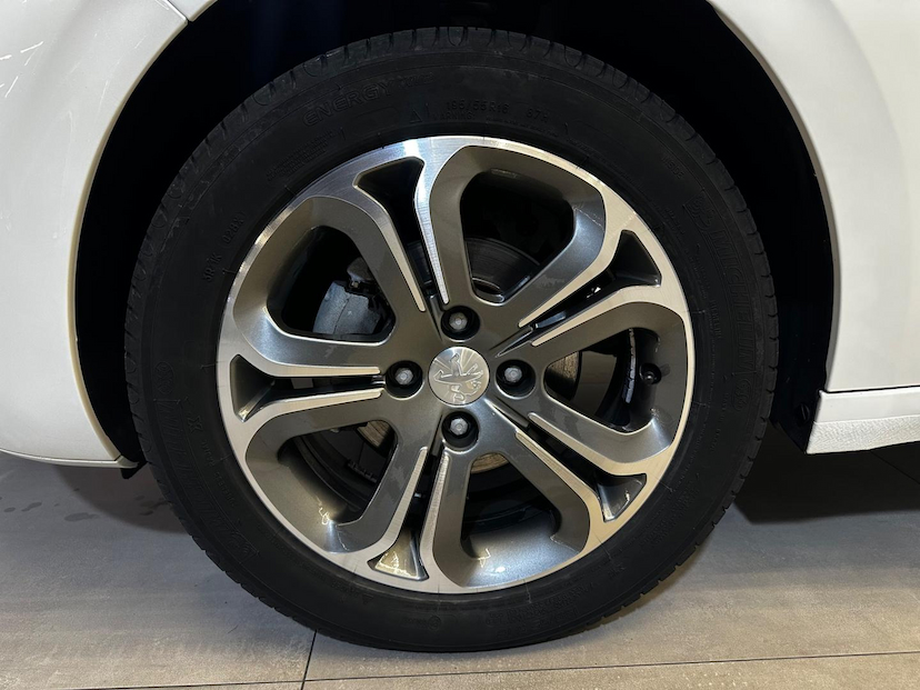 Foto do veículo PEUGEOT 208  GRIFFE 1.6 AUT 2016 64.150 KM 56.900,00