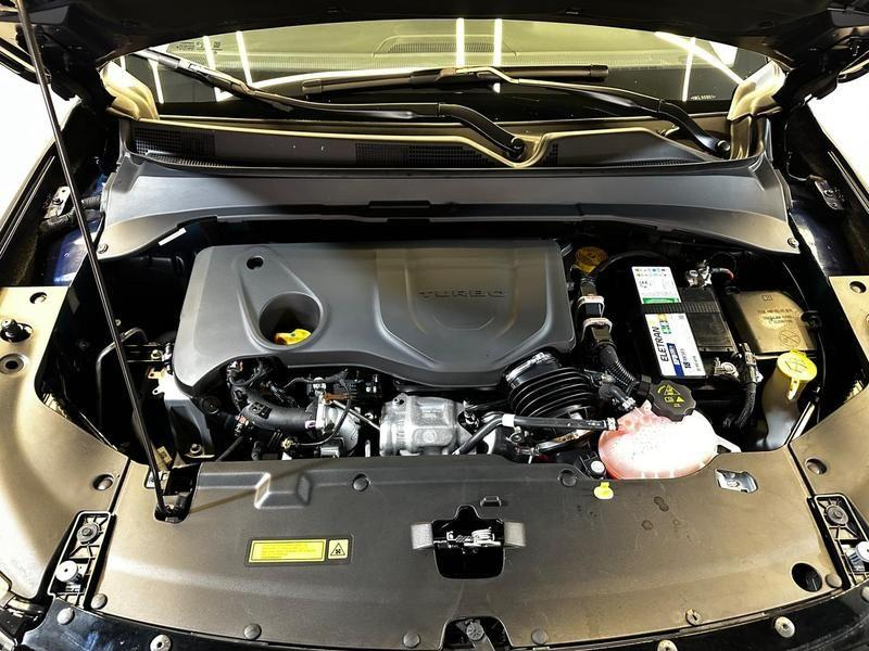 Foto do veículo JEEP COMPASS  LONG. T270 1.3 TB 4X2 FLEX AUT. 2022 28.160 KM 132.900,00