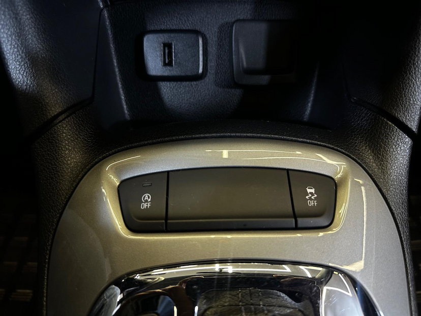 Foto do veículo CHEVROLET CRUZE  1.4 SPORT6 LT AUTOMATICO 2020 53.000 KM 101.900,00