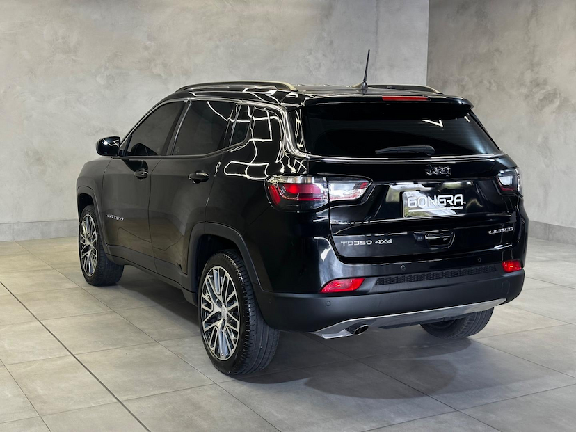 Foto do veículo JEEP COMPASS  LIMITED TD 350 2.0 4X4 DIE. AUT. 2022 33.010 KM 148.900,00