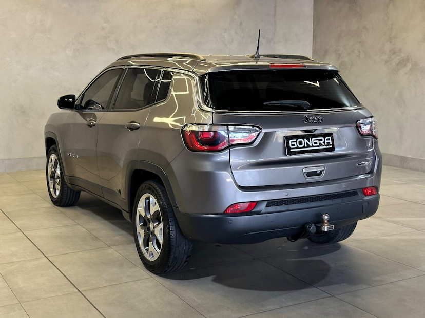 Foto do veículo JEEP COMPASS  LONGITUDE 2.0 4X2 FLEX 16V AUT 2019 77.000 KM 99.900,00
