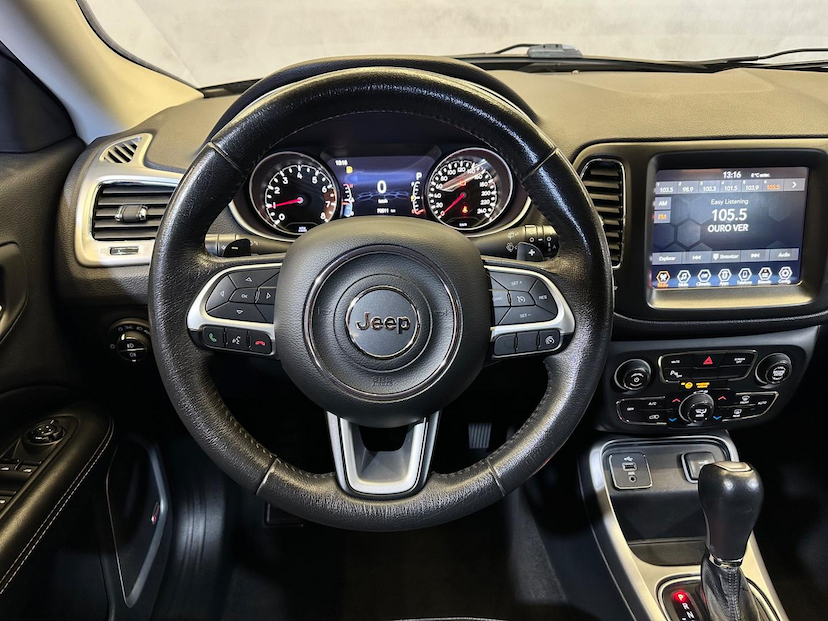 Foto do veículo JEEP COMPASS  LONGITUDE 2.0 4X2 FLEX 16V AUT 2019 77.000 KM 99.900,00
