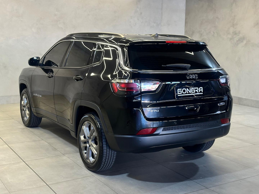 Foto do veículo JEEP COMPASS  LONG. T270 1.3 TB 4X2 FLEX AUT. 2023 20.201 KM 139.900,00