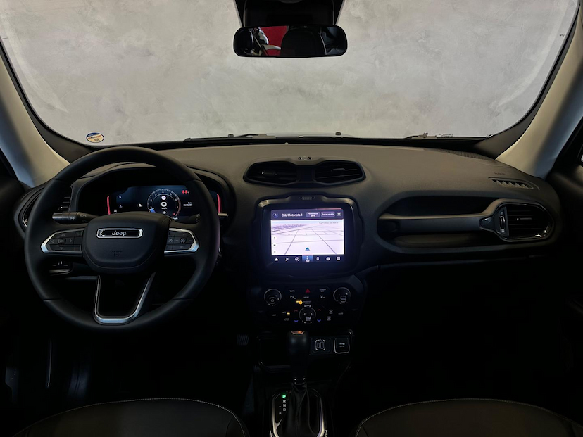 Foto do veículo JEEP RENEGADE  LONGITUDE T270 1.3 TB 4X2 FLEX AUT 2025 3.057 KM 136.900,00