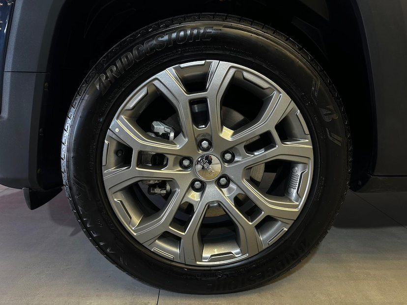 Foto do veículo JEEP RENEGADE  LONGITUDE T270 1.3 TB 4X2 FLEX AUT 2025 3.057 KM 136.900,00