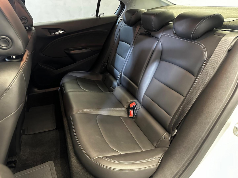 Foto do veículo CHEVROLET CRUZE  LT NB AT 2020 67.443 KM 99.900,00
