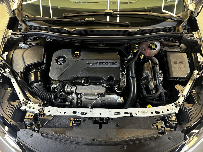 Foto do veículo CHEVROLET CRUZE  LT NB AT 2020 67.443 KM 99.900,00