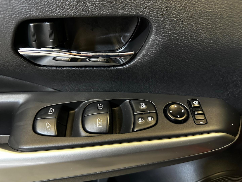 Foto do veículo NISSAN KICKS  EXCLUSIVE CVT 2024 27.707 KM 122.900,00