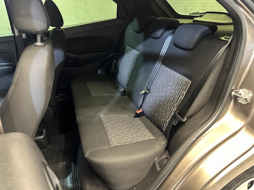 Foto do veículo FORD KA  1.0 SE 12V FLEX 4P MANUAL 2020 94.500 KM 51.900,00