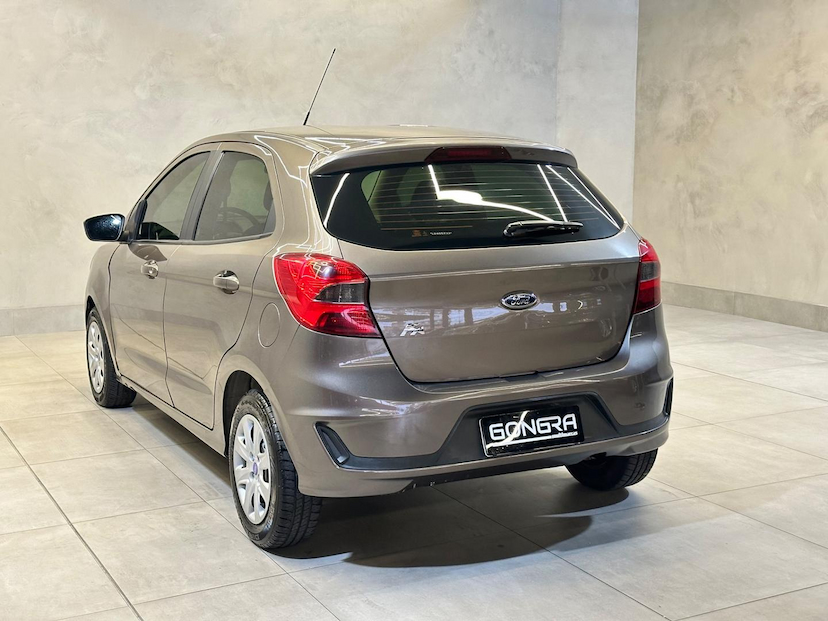 Foto do veículo FORD KA  1.0 SE 12V FLEX 4P MANUAL 2020 94.500 KM 51.900,00