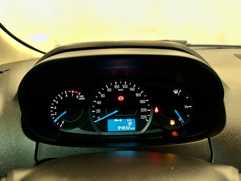 Foto do veículo FORD KA  1.0 SE 12V FLEX 4P MANUAL 2020 94.500 KM 51.900,00