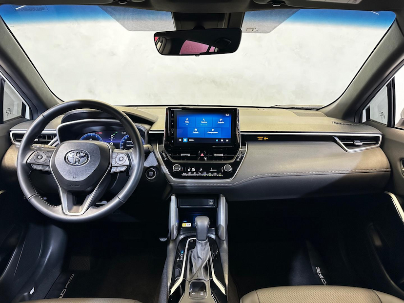 Foto do veículo TOYOTA COROLLA CROSS  XRE 2.0 FLEX AUT 2025 2.964 KM 182.900,00