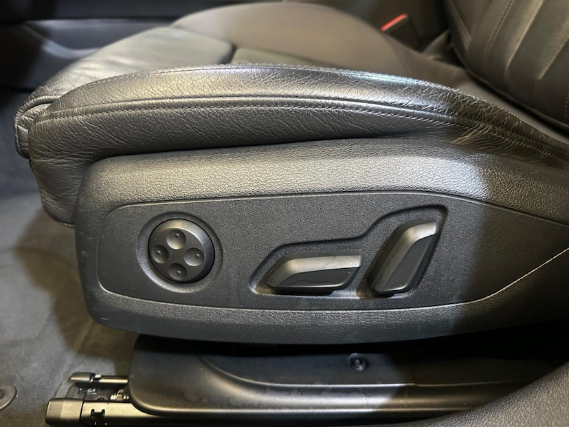 Foto do veículo AUDI A4  AMBIENTE 2.0 TURBO FSI AUT. 2018 75.645 KM 116.900,00