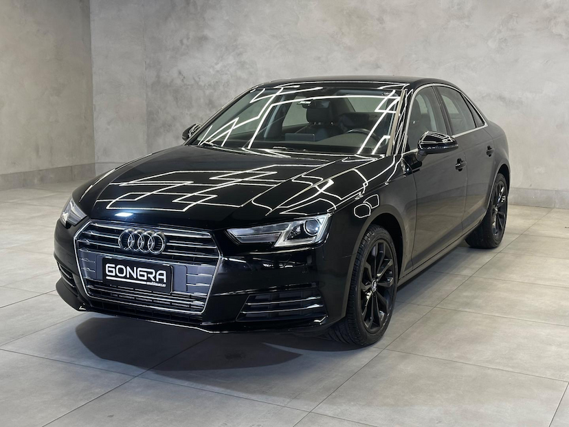 Foto do veículo AUDI A4  AMBIENTE 2.0 TURBO FSI AUT. 2018 75.645 KM 116.900,00